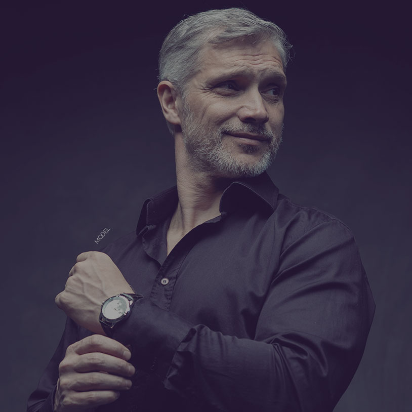 Middle aged man dress nicely